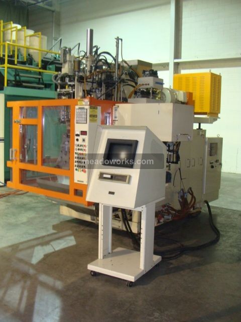 Tahara TZ 5554 Shuttle Blow Molder - 3489-1.JPG