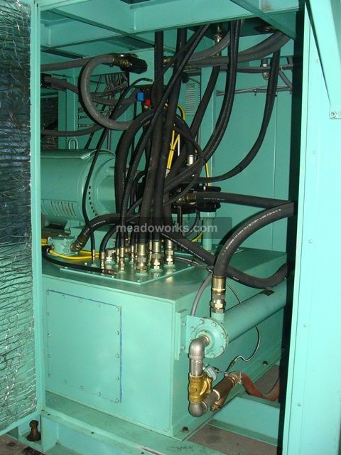 Wilmington Machinery 60-15-3L Industrial Blow Molder - 3490-8.JPG