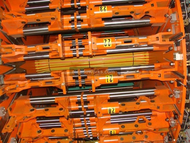 Wilmington Machinery 5W24 Horizontal Rotary Blow Molder - 3491-4.JPG