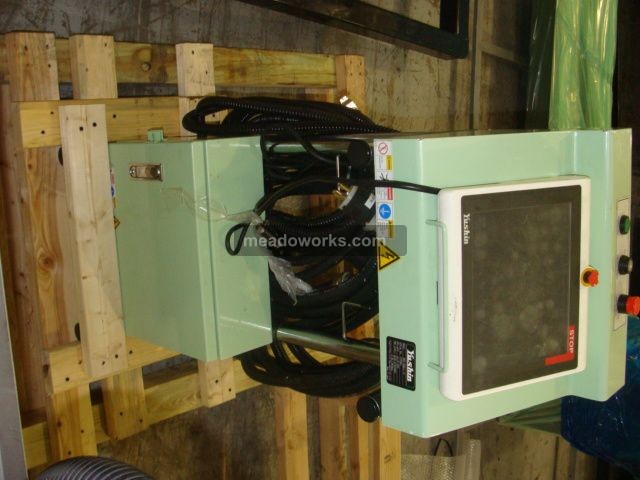 2000 Yushin VNII-EA-350D LL-IN - 4 Axis Servo - 3560-6.JPG