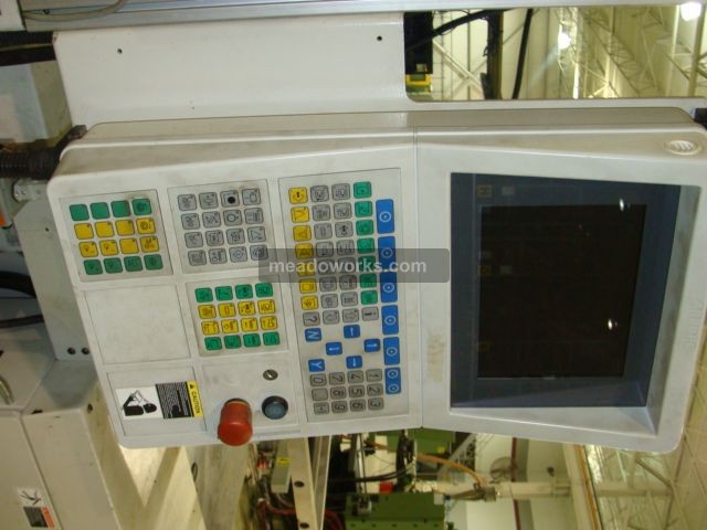 2004 Arburg 1500T 2000-675 - Vertical/Vertical - 3703-4.JPG