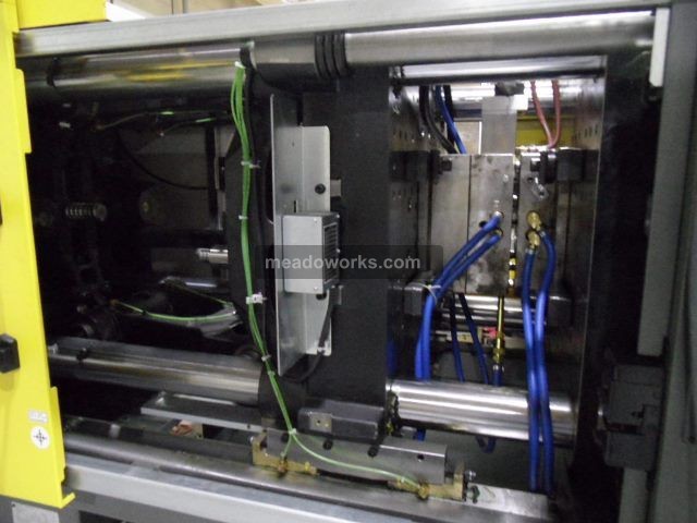 2013 Cincinnati Milacron Roboshot S2000i 165S - 3760-1.JPG