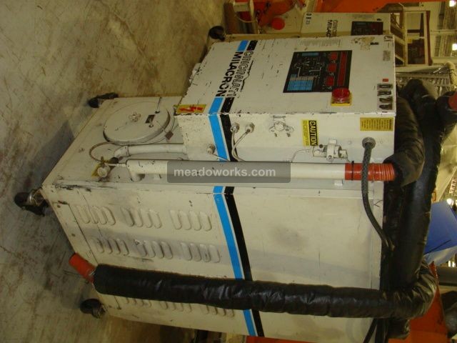 Cincinnati Milacron CDD100 Desiccant Dryer - 3827-1.JPG