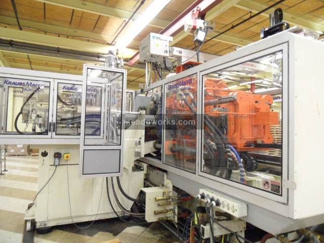 2001 Krauss Maffei KM 420-1900-520 CL - 2-Shot - 3868-3.JPG