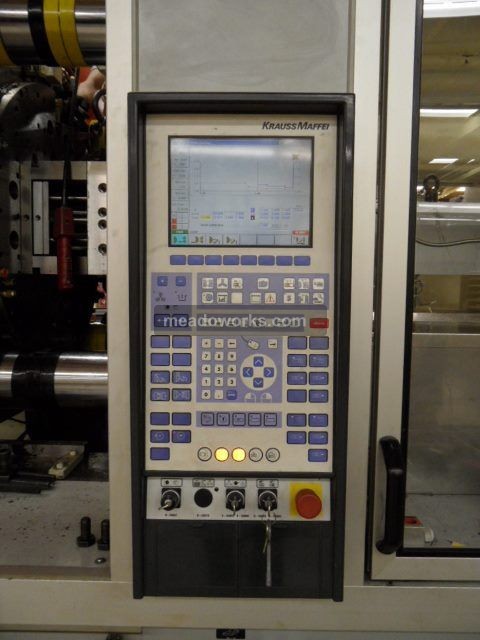 2001 Krauss Maffei KM 420-1900-520 CL - 2-Shot - 3868-5.JPG