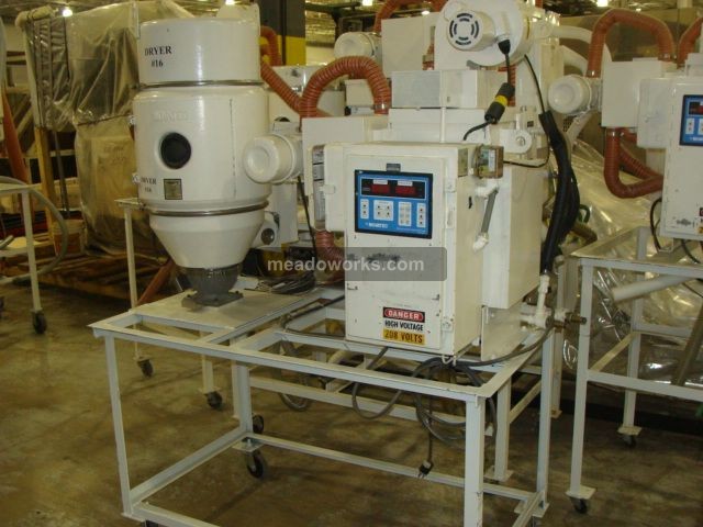 1996 Novatec MDM-15 Desiccant Dryer - 3910-1.JPG