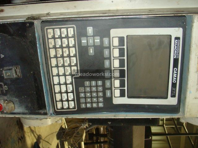 1989 Cincinnati Milacron VT300-21 - 3939-3.JPG