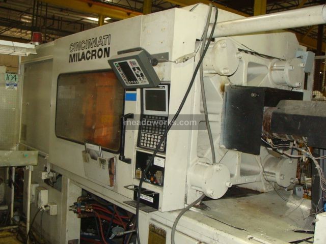 1993 Cincinnati Milacron VT300-21 - 3941-2.JPG