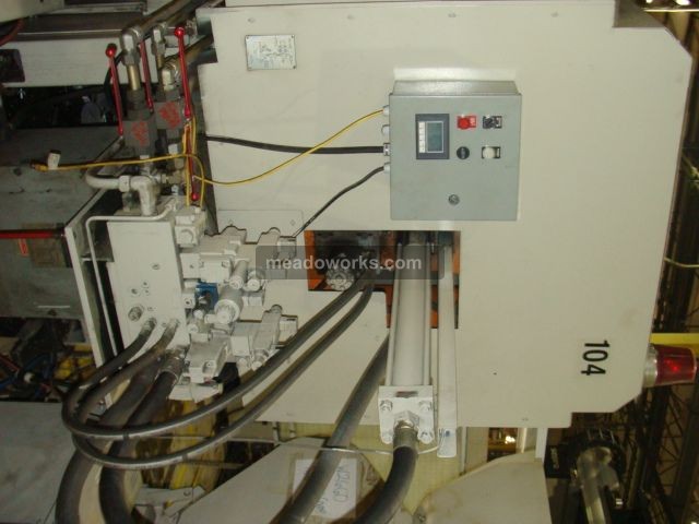 1993 Cincinnati Milacron VT300-21 - 3941-5.JPG