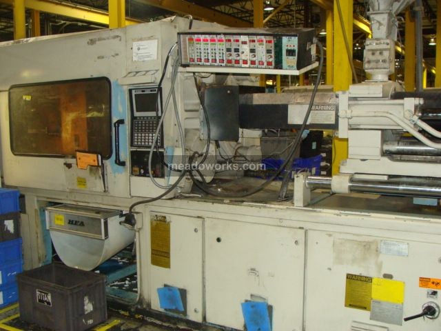 1992 Cincinnati Milacron VT300-21 - 3944-2.JPG