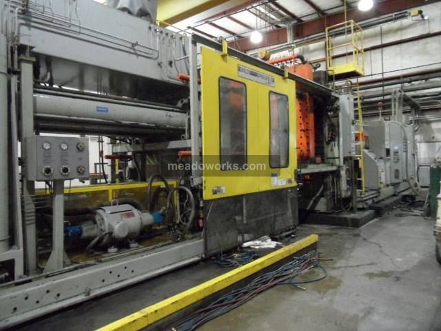 1997 Uniloy-Springfield SF500-646 - Structural Plastics Injection Machine - 3957-1.JPG