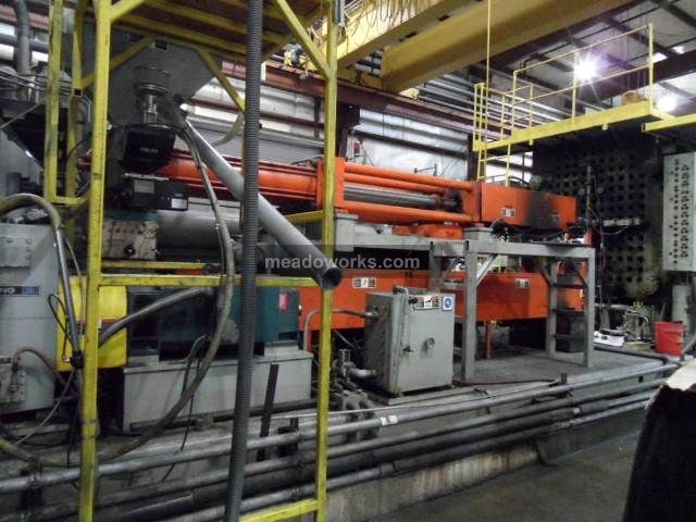 1997 Uniloy-Springfield SF500-646 - Structural Plastics Injection Machine - 3957-4.JPG