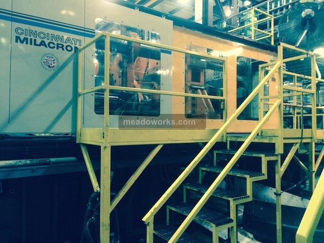 1994 Cincinnati Milacron VL2200 - 4044-0.jpg