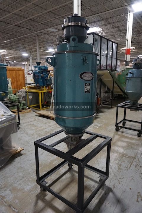 Una-Dyn 150 - Material Hopper - 4092-0.jpg