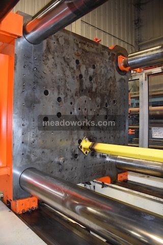 2002 Krauss Maffei KM 575-8000 CM - 4134-4.jpg
