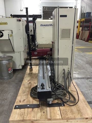 2000 Wittmann W631 - 3 Axis Servo - 4332-5.jpg