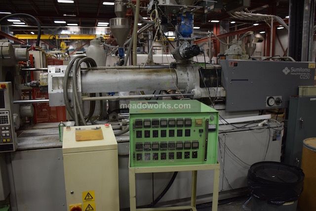 1996 Sumitomo SG260M-S - 4372-2.jpg