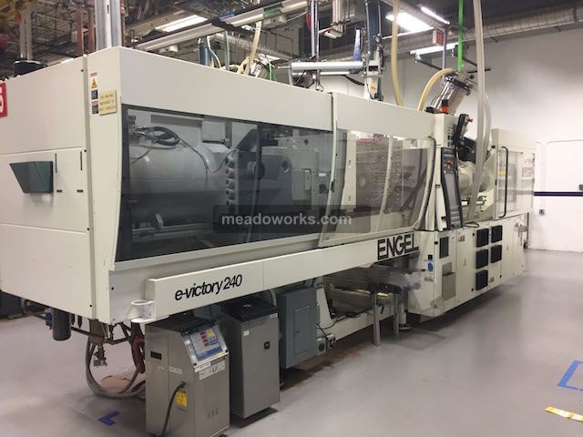 2009 Engel e-Victory 940/240US - 4577-0.jpg