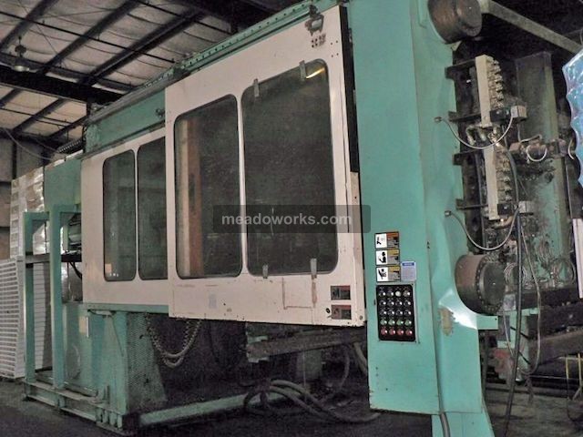 Wilmington Machinery 750 SFM - Structural Foam - 4690-2.jpg