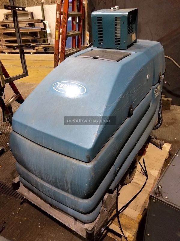Tennant 5700 XP - 5067-2.jpg