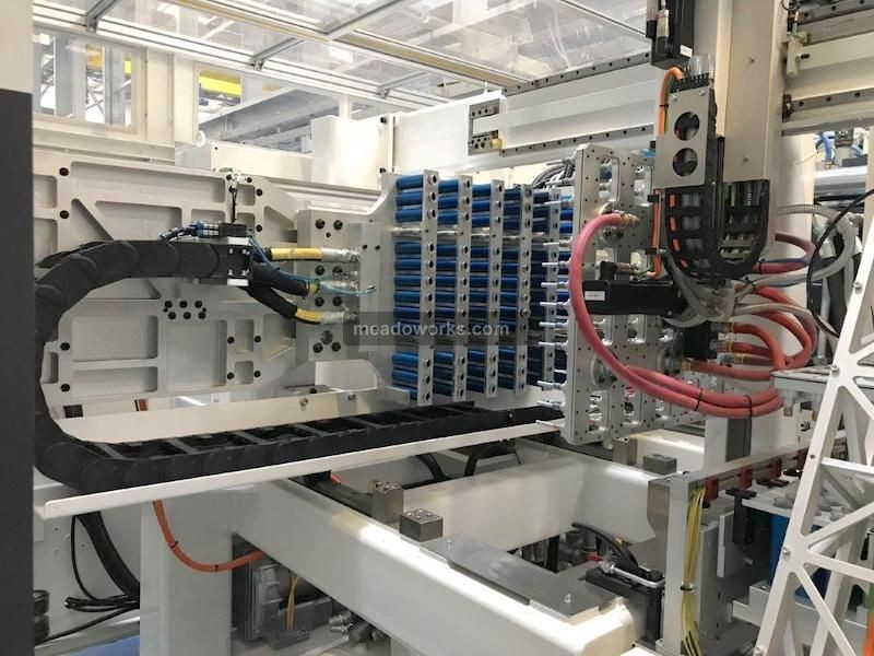 Cincinnati Milacron M-PET 300 - PET Preform Injection Machine - 5100-7.jpg
