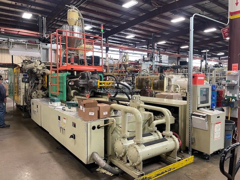 2006 Asian Plastic Machinery SM900 - 5141-3.JPG