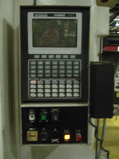1993 Cincinnati Milacron VL-1500--179 - 592-6.JPG