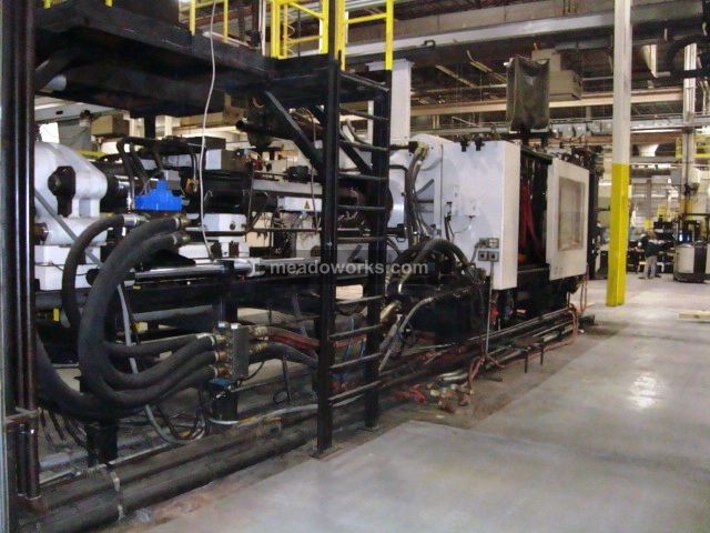 1998 Cincinnati Milacron Magna MH850-105 - 808-3.JPG