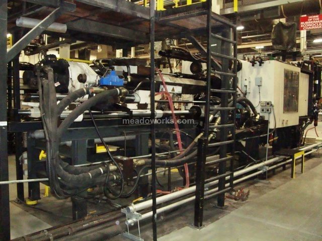 1998 Cincinnati Milacron Magna MH500-76 - 811-3.JPG