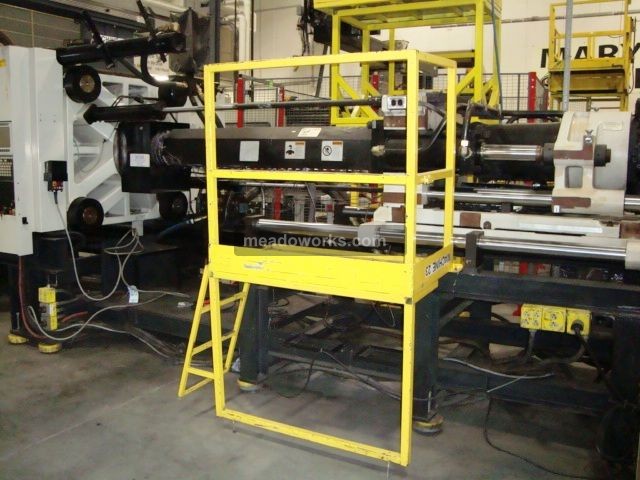 1998 Cincinnati Milacron Magna MH500-76 - 813-2.JPG