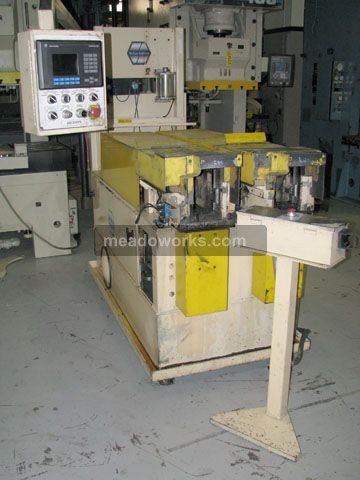 2001 Addison McKee FM-70RS Digispin + Digispin - 907-1.jpg