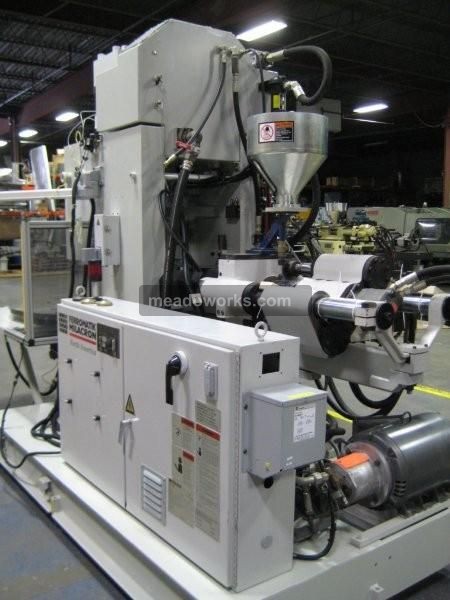 2000 Cincinnati Milacron CH150-R - 938-3.jpg