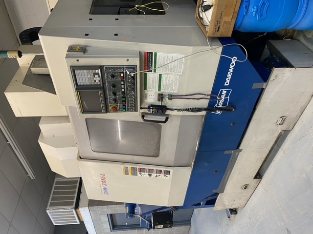Doosan DMV3016L 4-Axis Vertical Machining Center