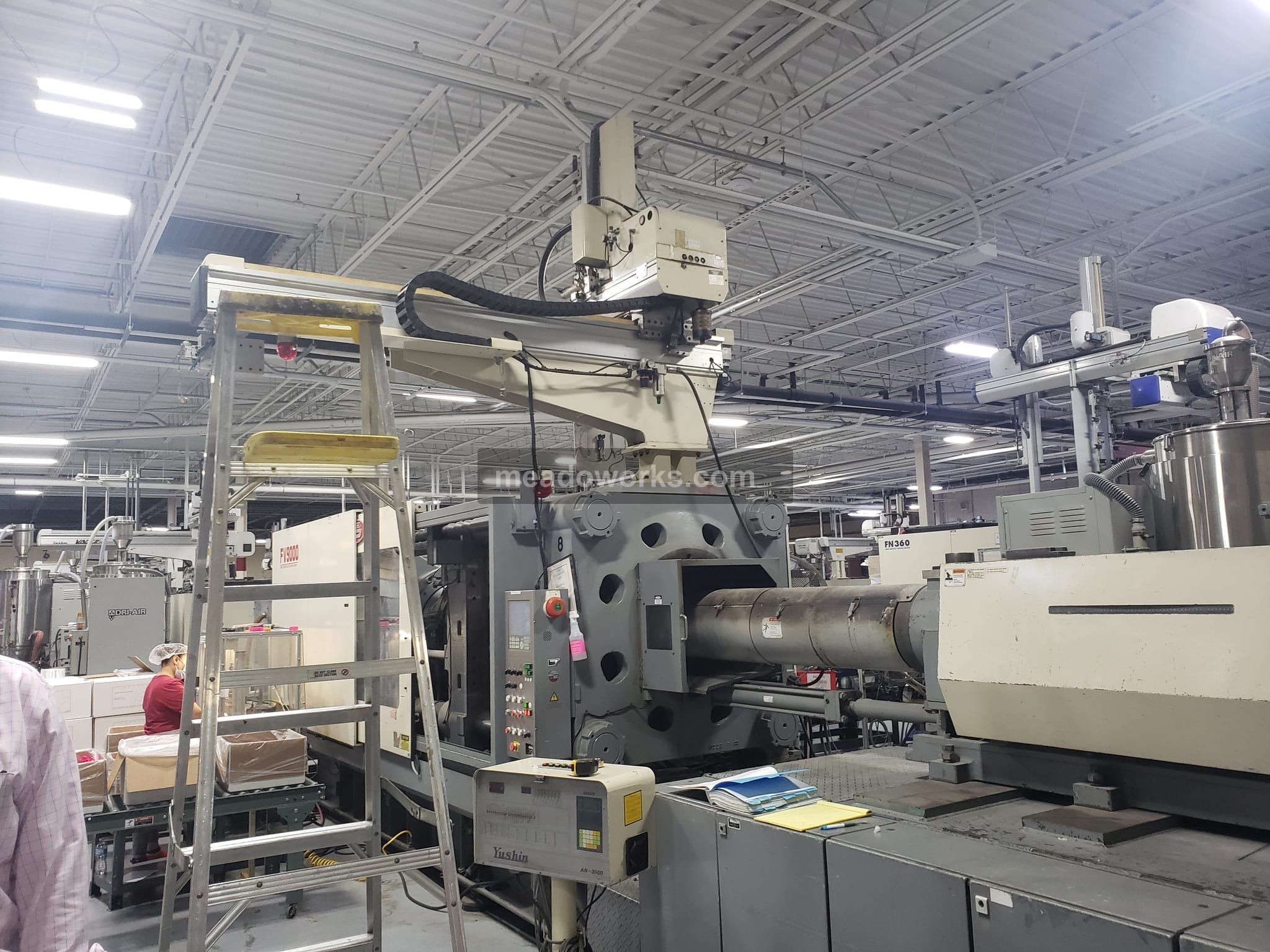 Used 1998 Nissei FV9000 Injection Molding Machines: Horizontal