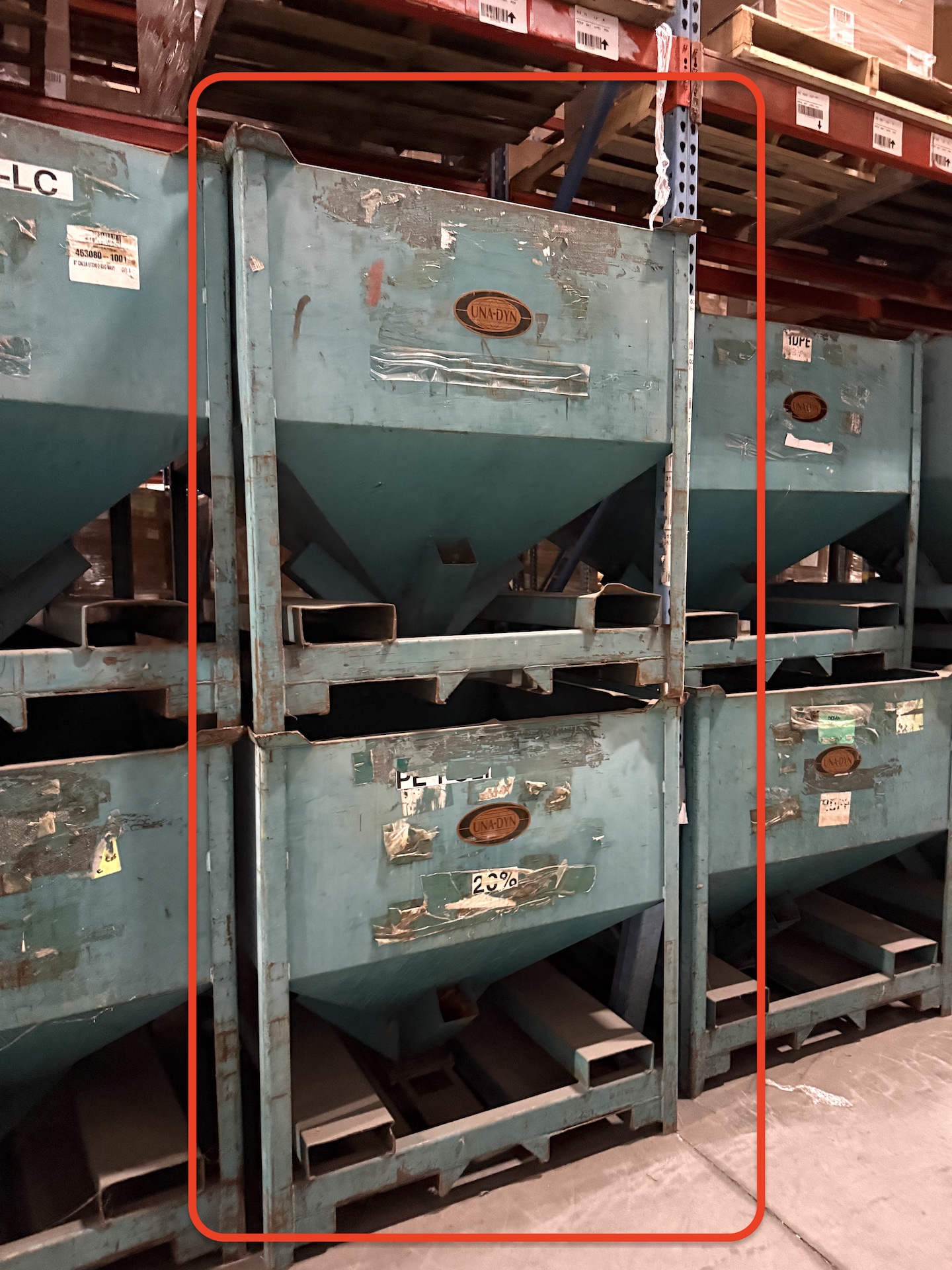 Used Una-Dyn null Material Bins