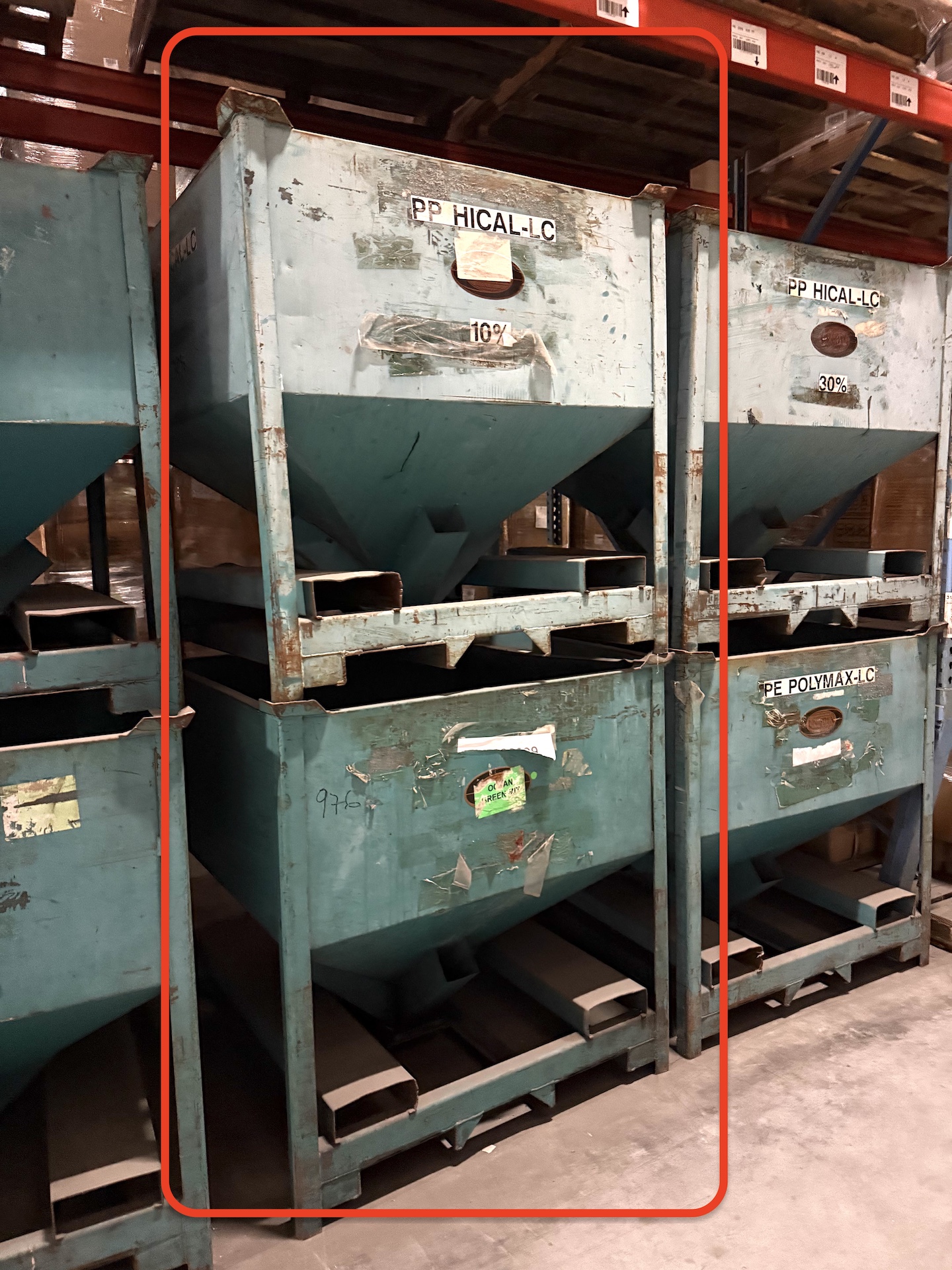Used Una-Dyn null Material Bins