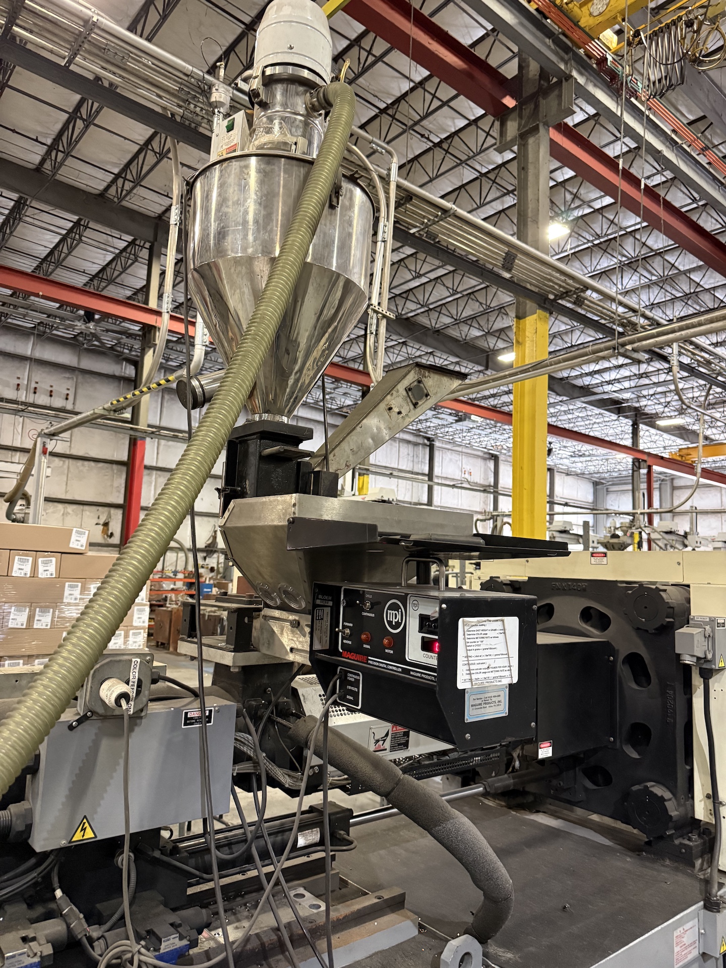 Used Maguire MCF-8-34 Color Feeders