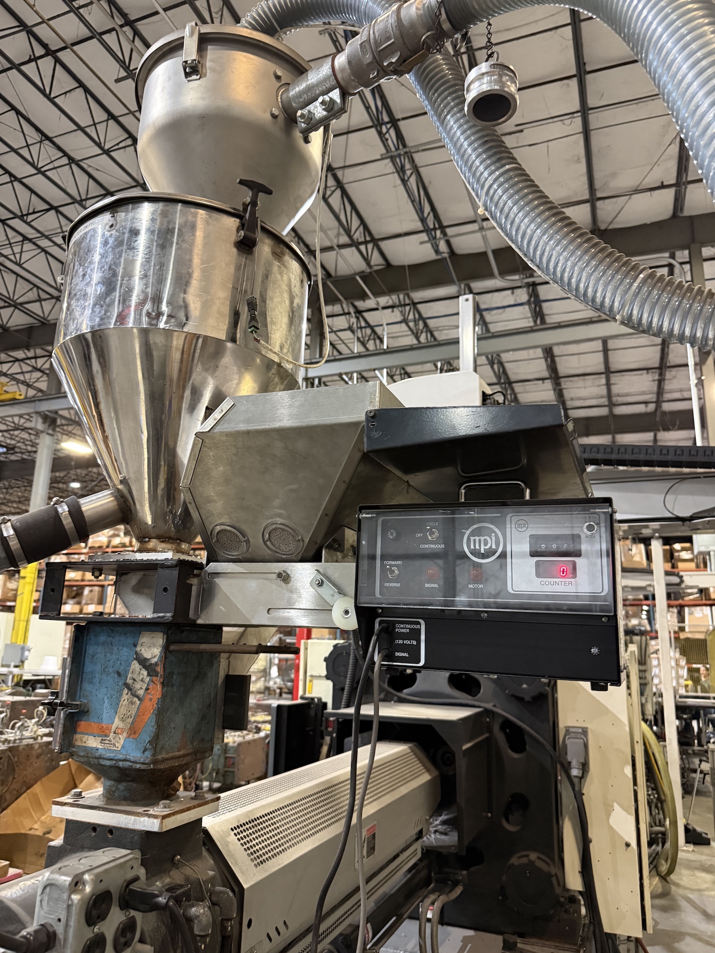 Used Maguire MCF-8-34 Color Feeders