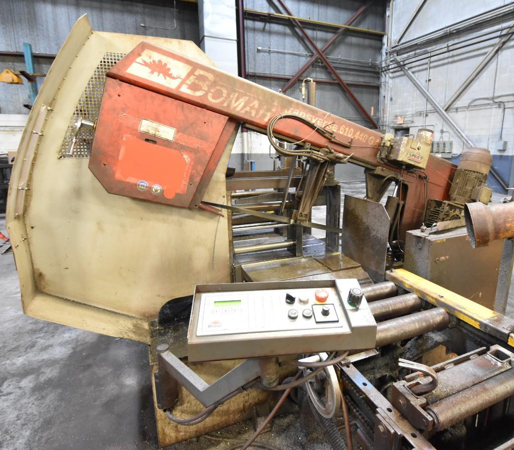 Saw arm