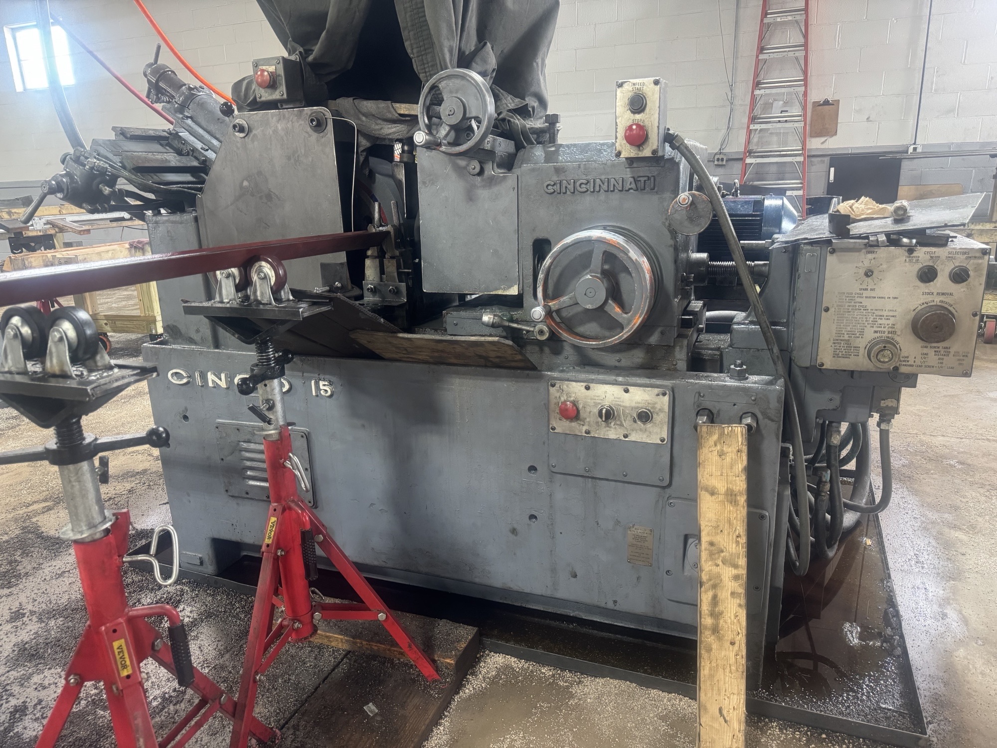 Used Cincinnati Milacron Cinco 15 Grinders, Centerless