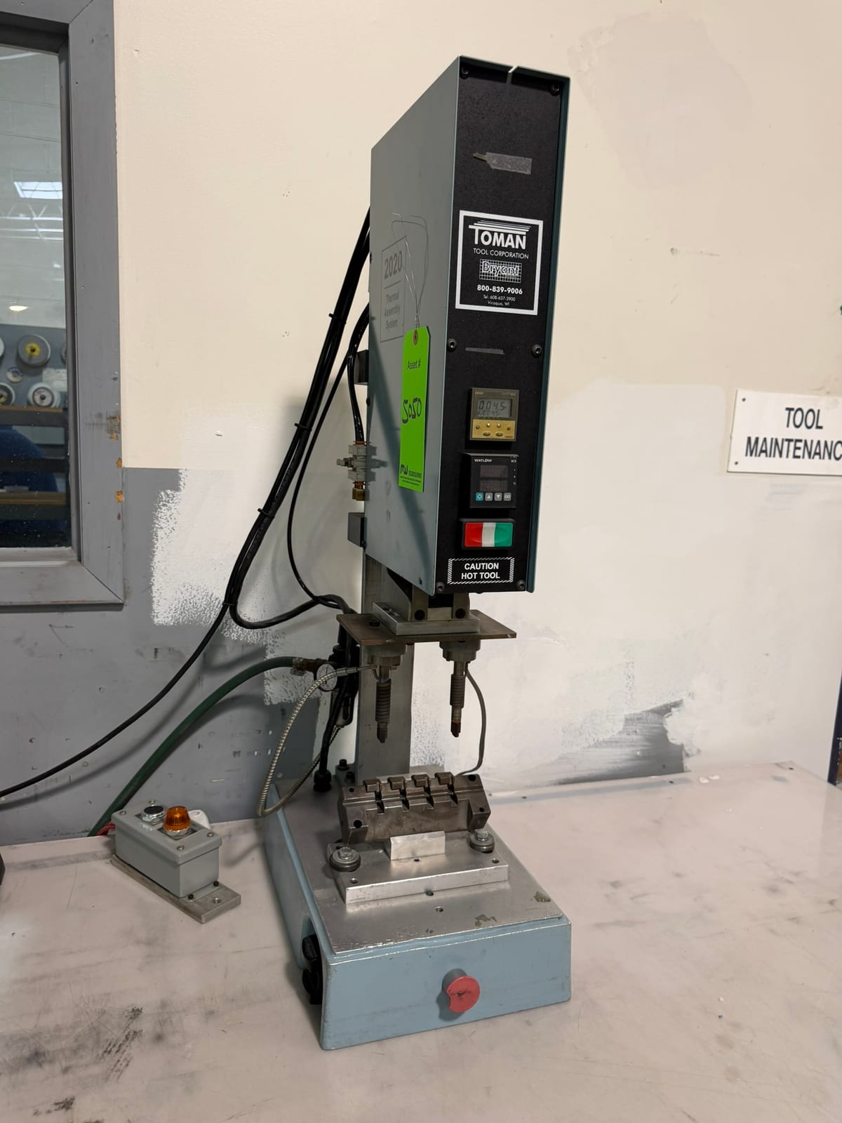 Used 2020 Toman Tool 2020 Heat Stakers