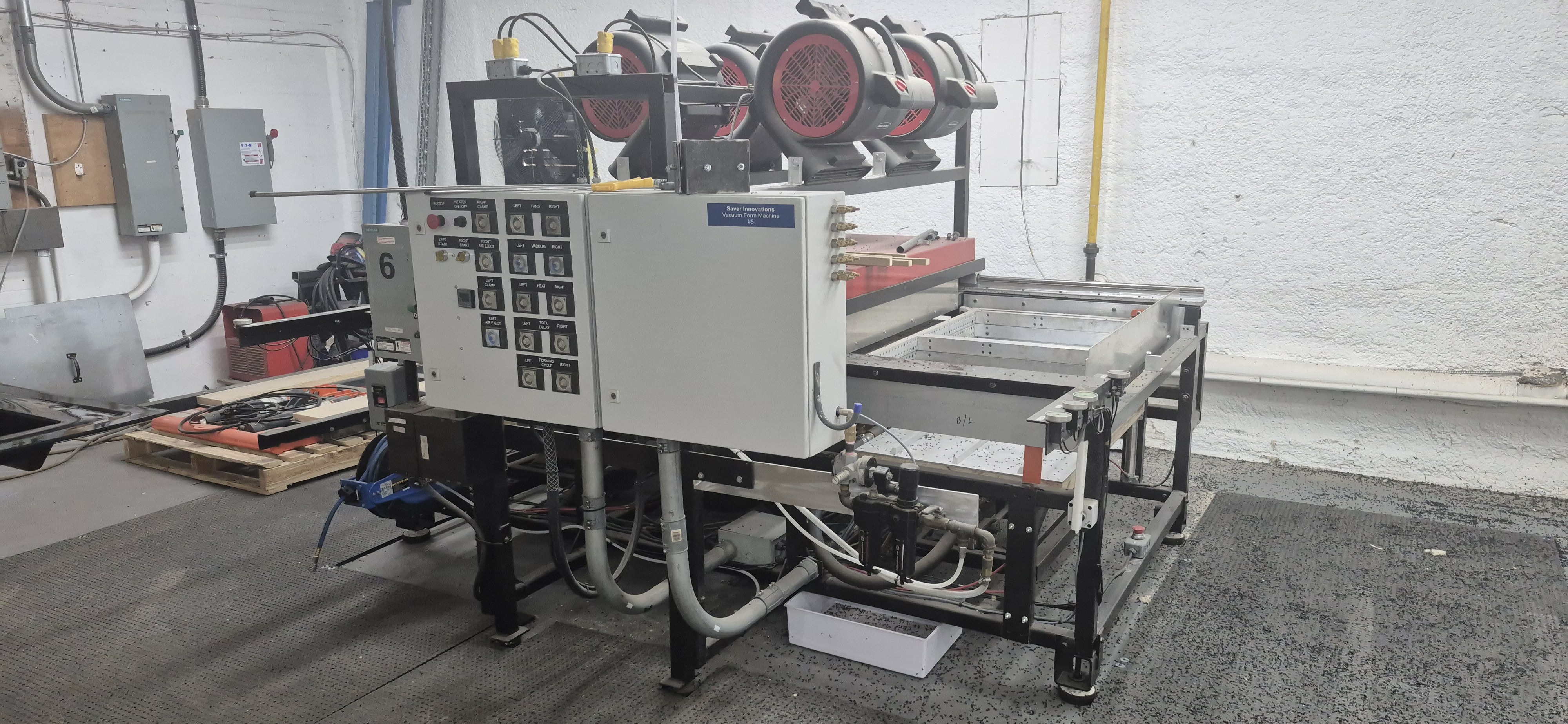 Used Saver Innovations Double End Shuttle Thermoformer: Sheet