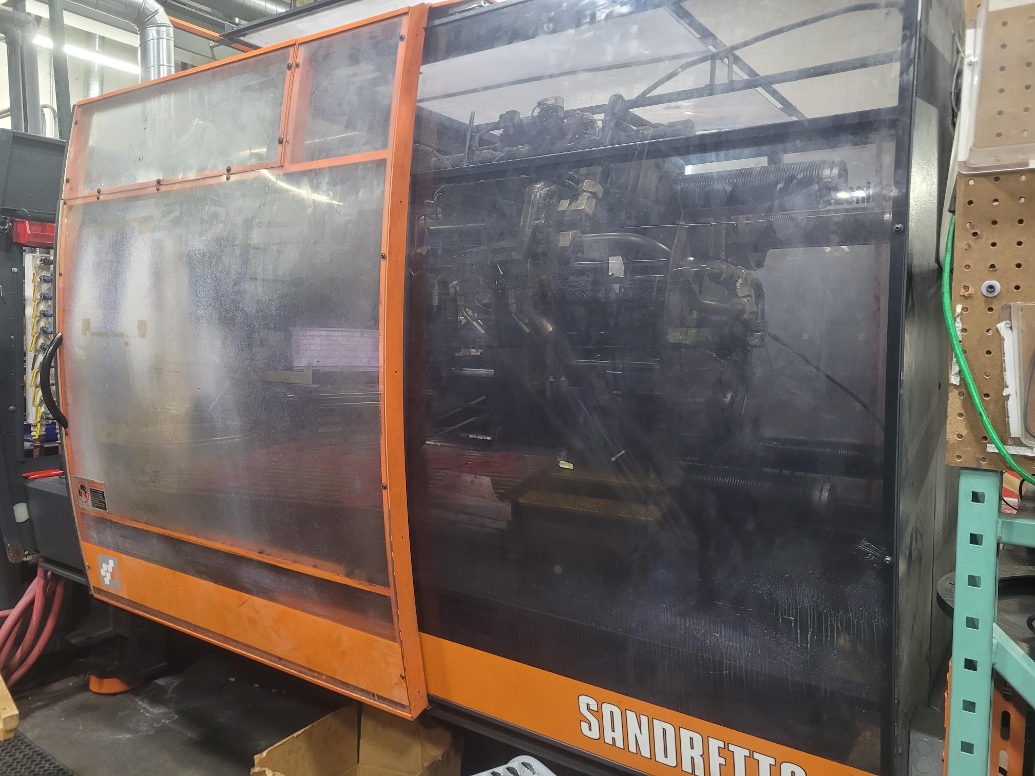2000 Sandretto 1300/220 – operator side