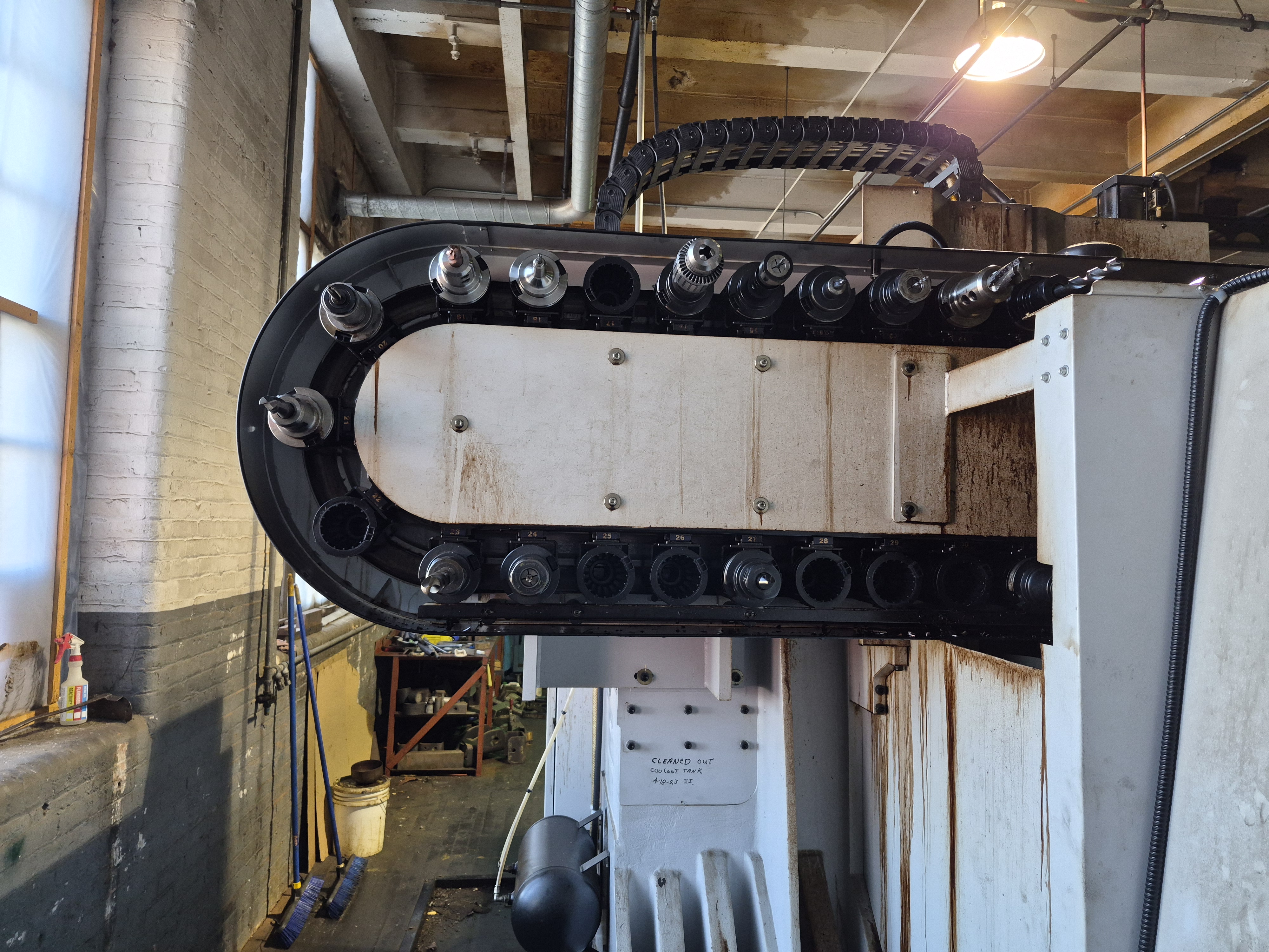 Tool carousel