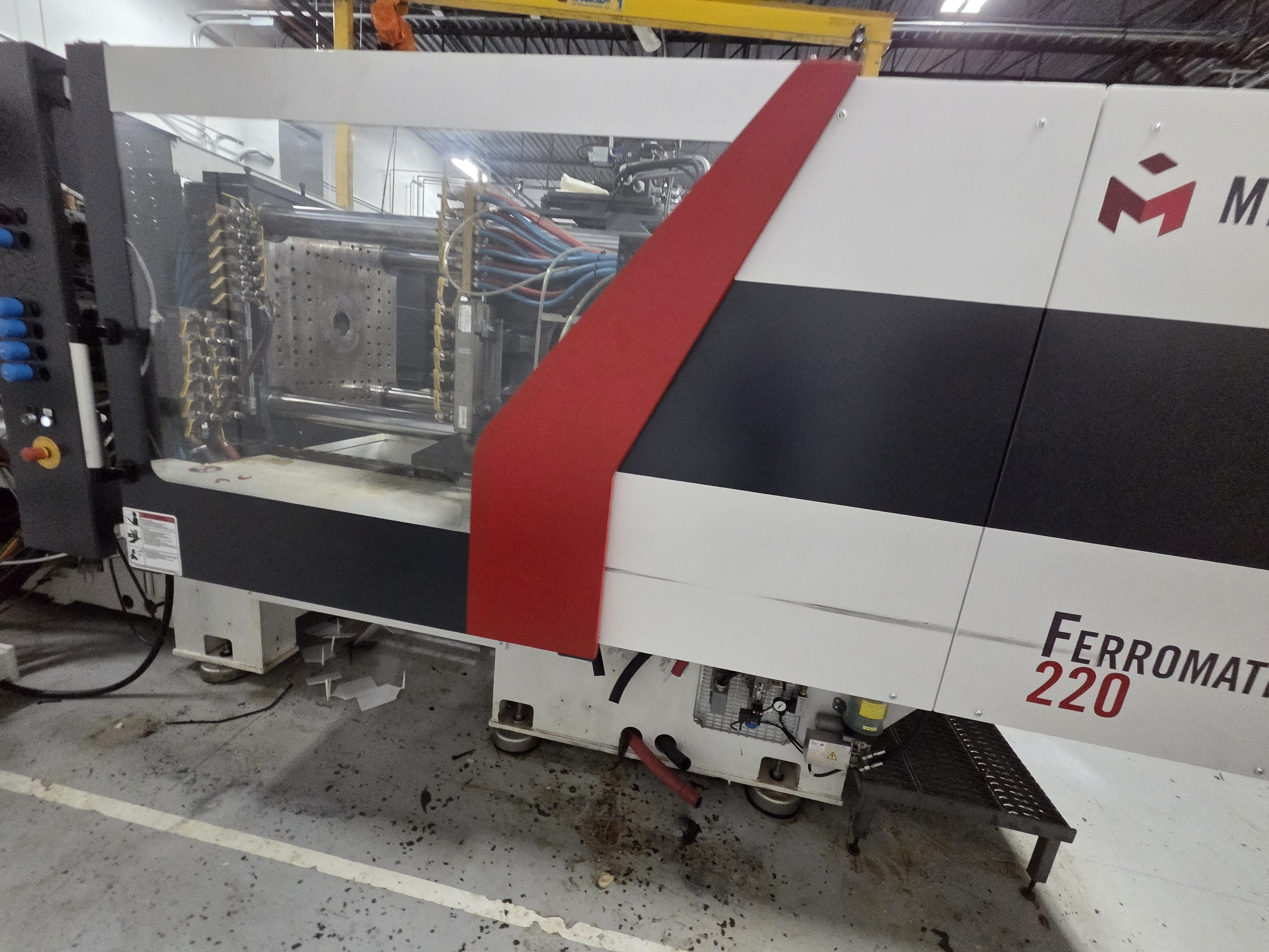 Used 2016 Milacron F220-APH45 horizontal injection molding machine - View 6