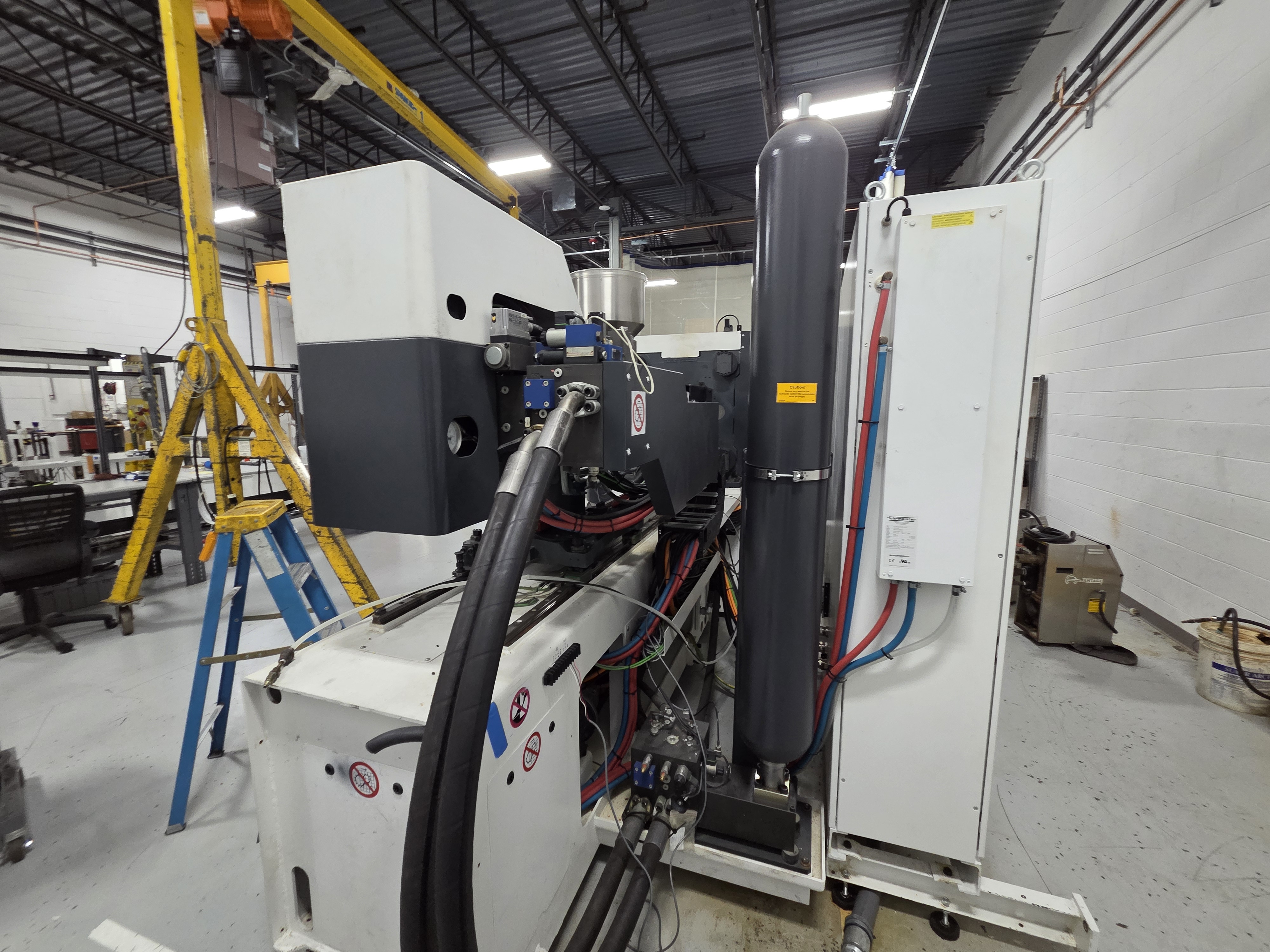 Used 2016 Milacron F220-APH45 horizontal injection molding machine - View 15