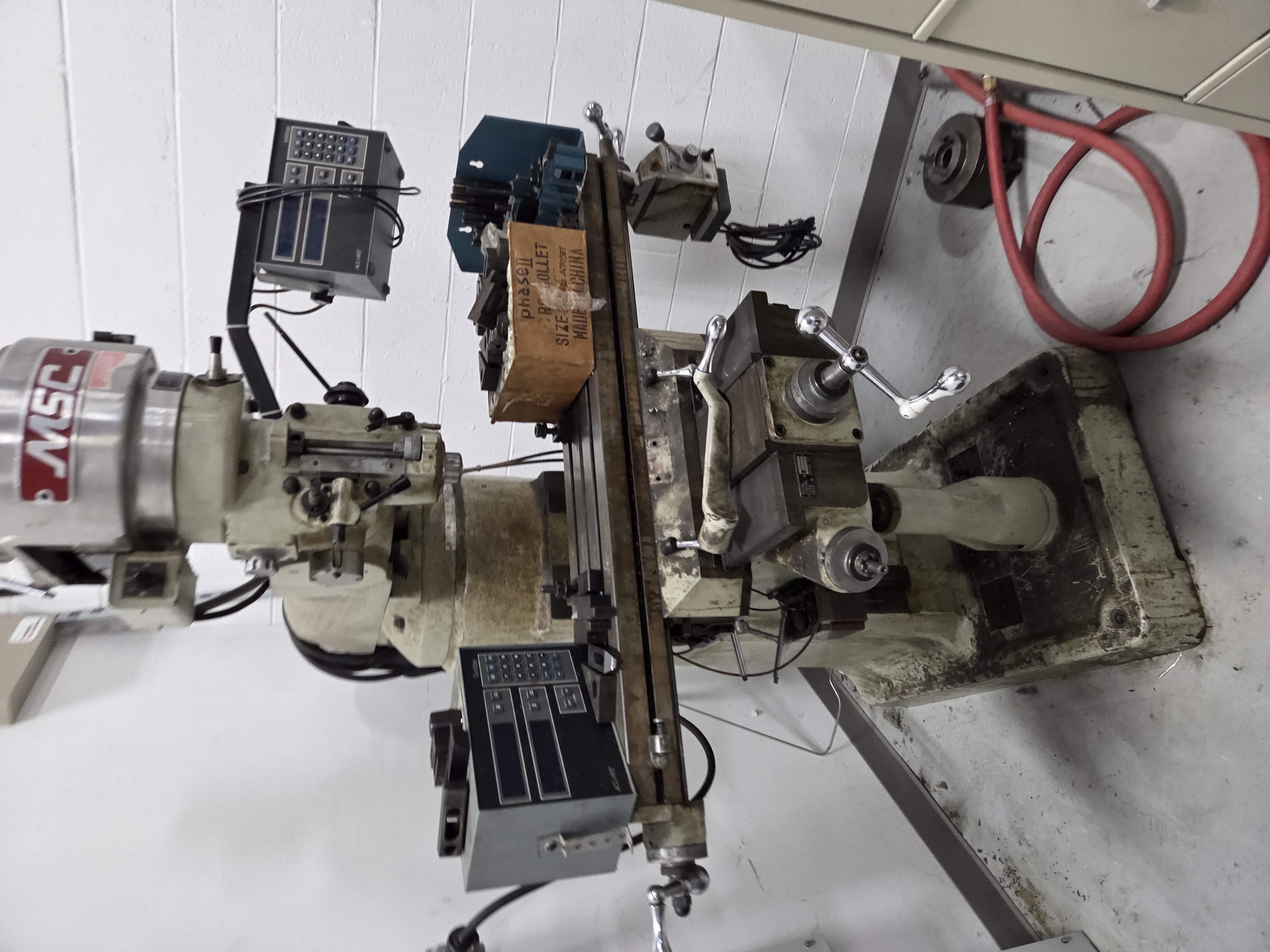 Used 1997 MSC vertical mill - View 3