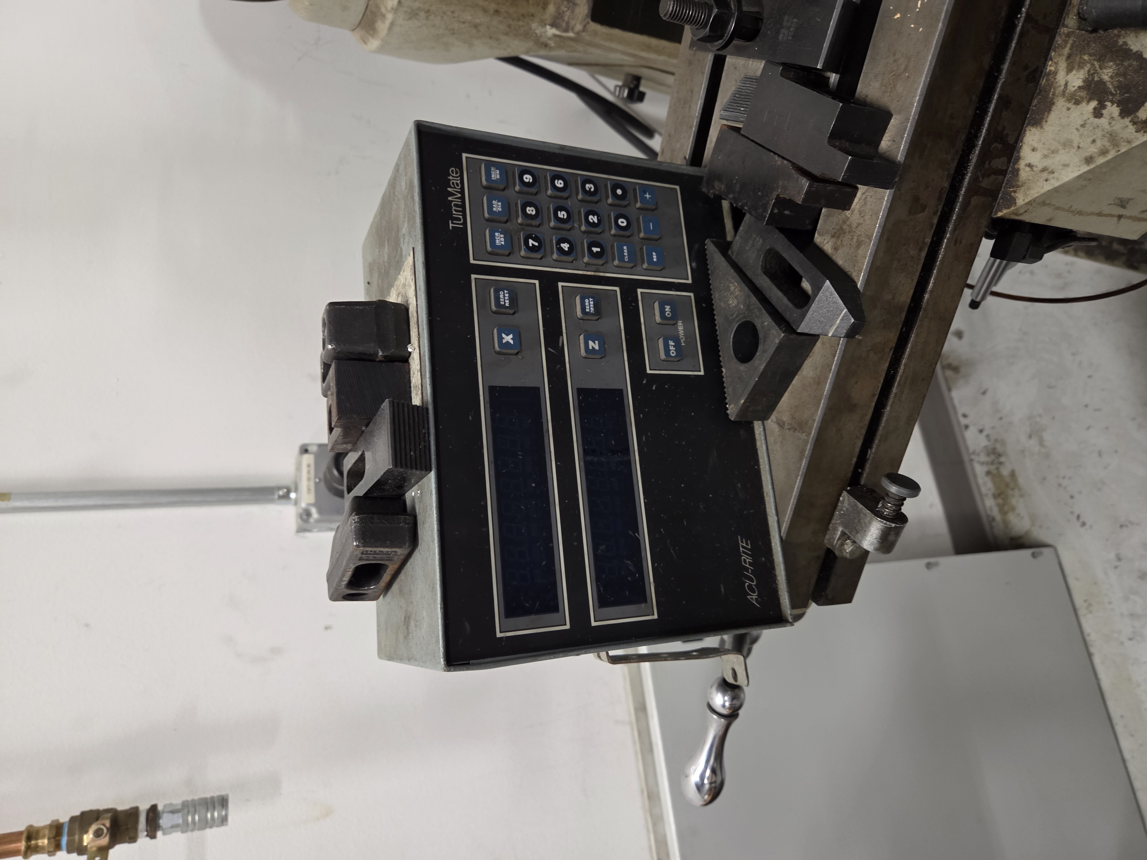 Used 1997 MSC vertical mill - View 10