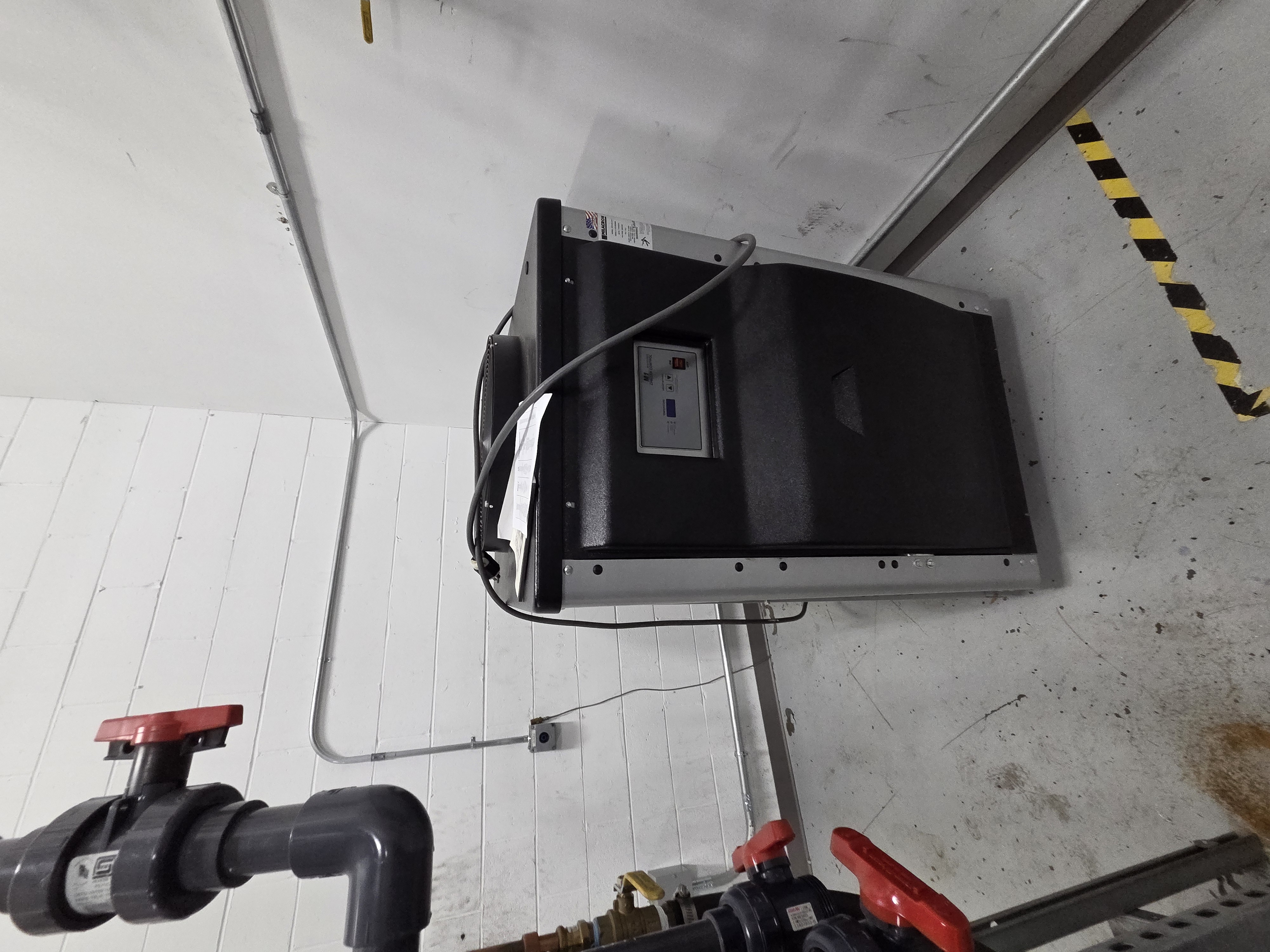Used 2015 Milacron MCA-5A-41H chiller - View 3