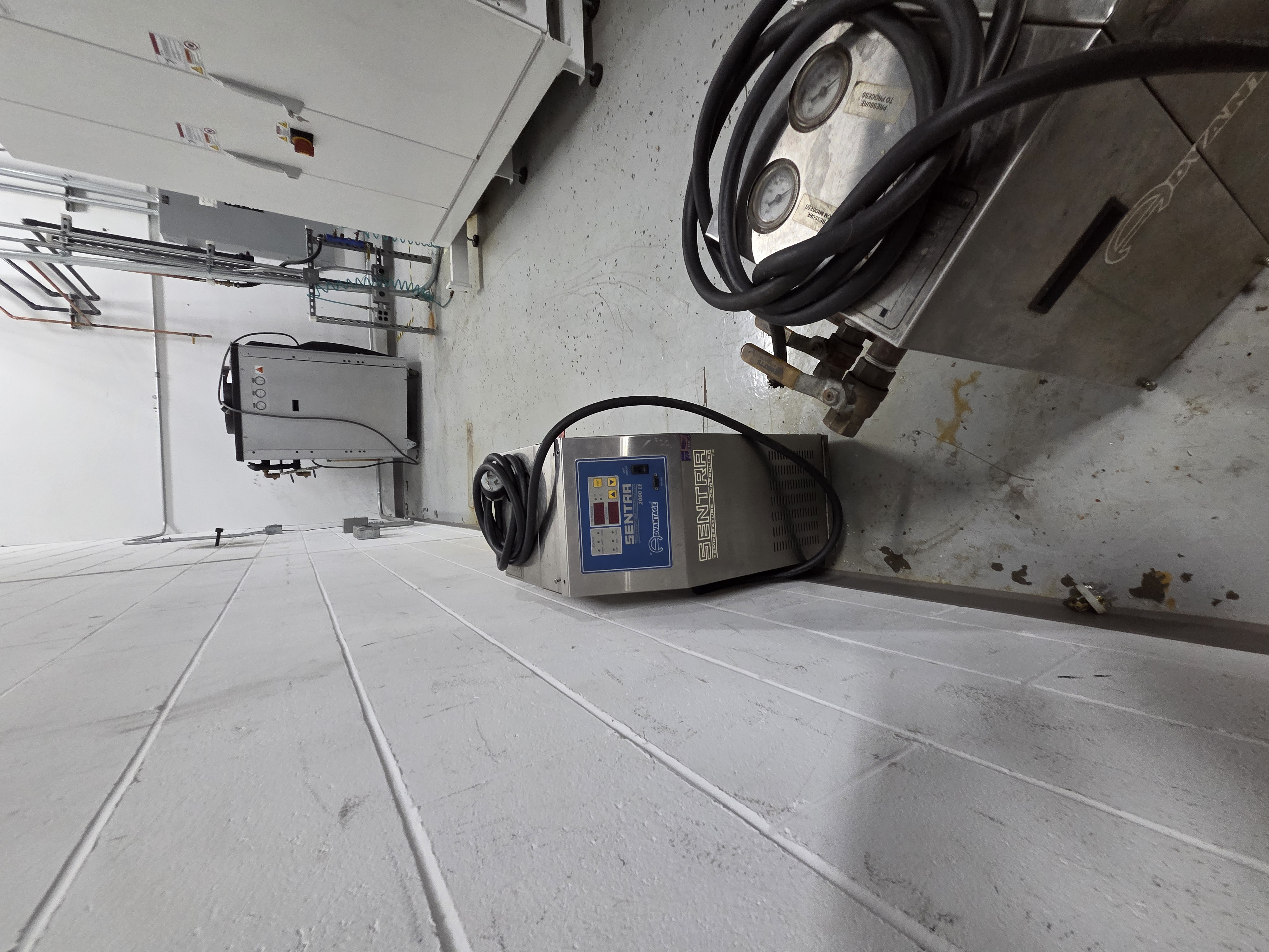 Used Advantage Engineering Water Temperature Controllers